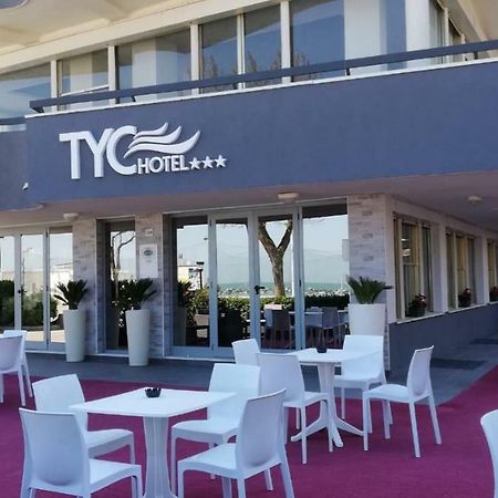 Tyc Hotel Viserbella di Rimini Extérieur photo