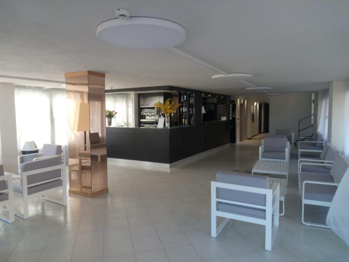 Tyc Hotel Viserbella di Rimini Extérieur photo
