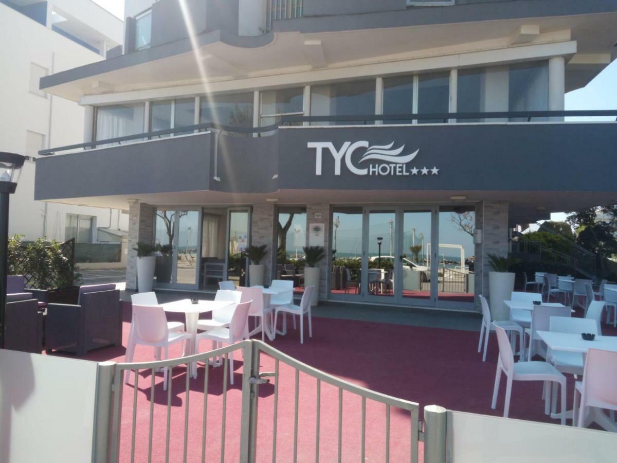 Tyc Hotel Viserbella di Rimini Extérieur photo