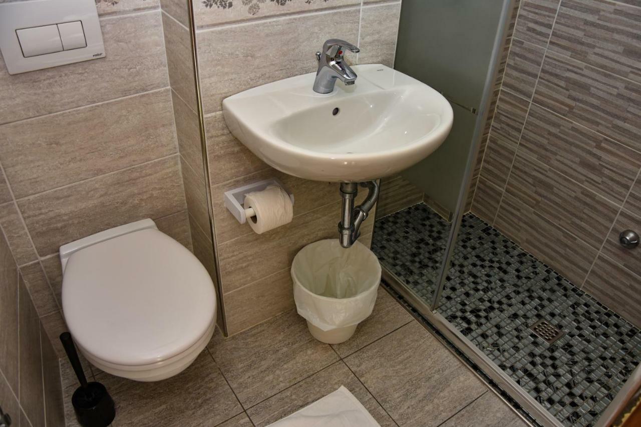 Tyc Hotel Viserbella di Rimini Extérieur photo